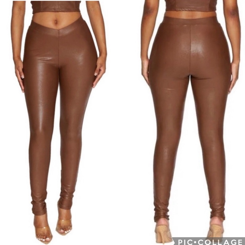 Naked Wardrobe V-ery Drippin V-Waist Leggings Brown S‎